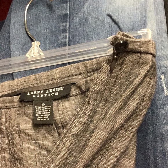 LARRY LEVINE women’s flared skirt sz 10 Dark dark gray/ light black - Picture 5 of 7